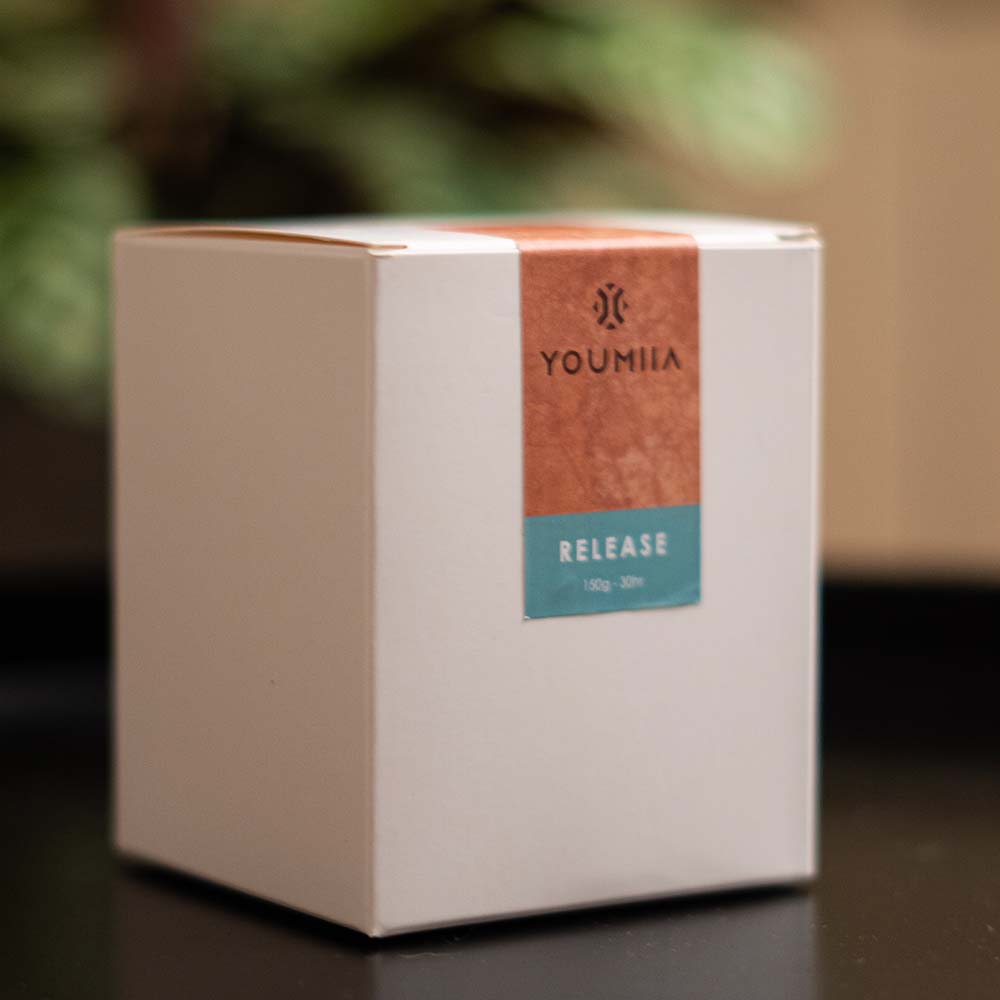 Luma - Essential Oil Glass Candle