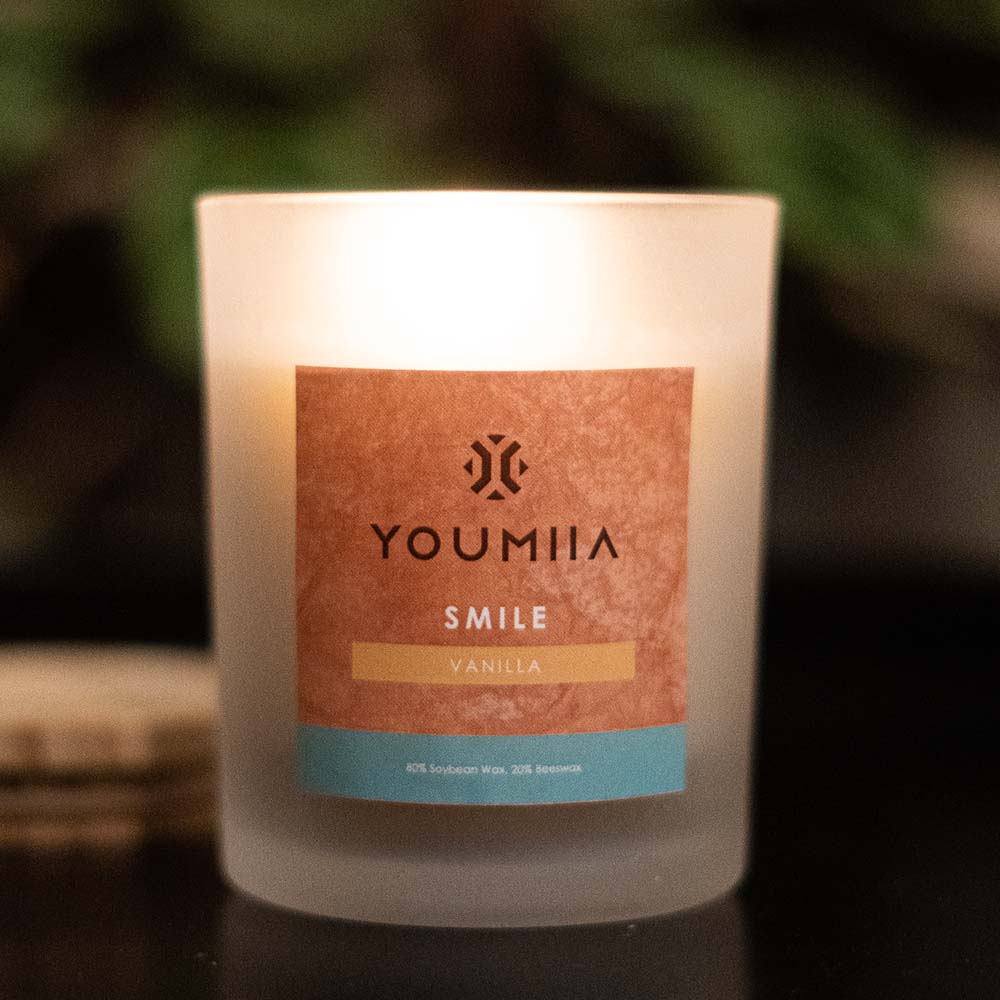 Luma - Essential Oil Glass Candle