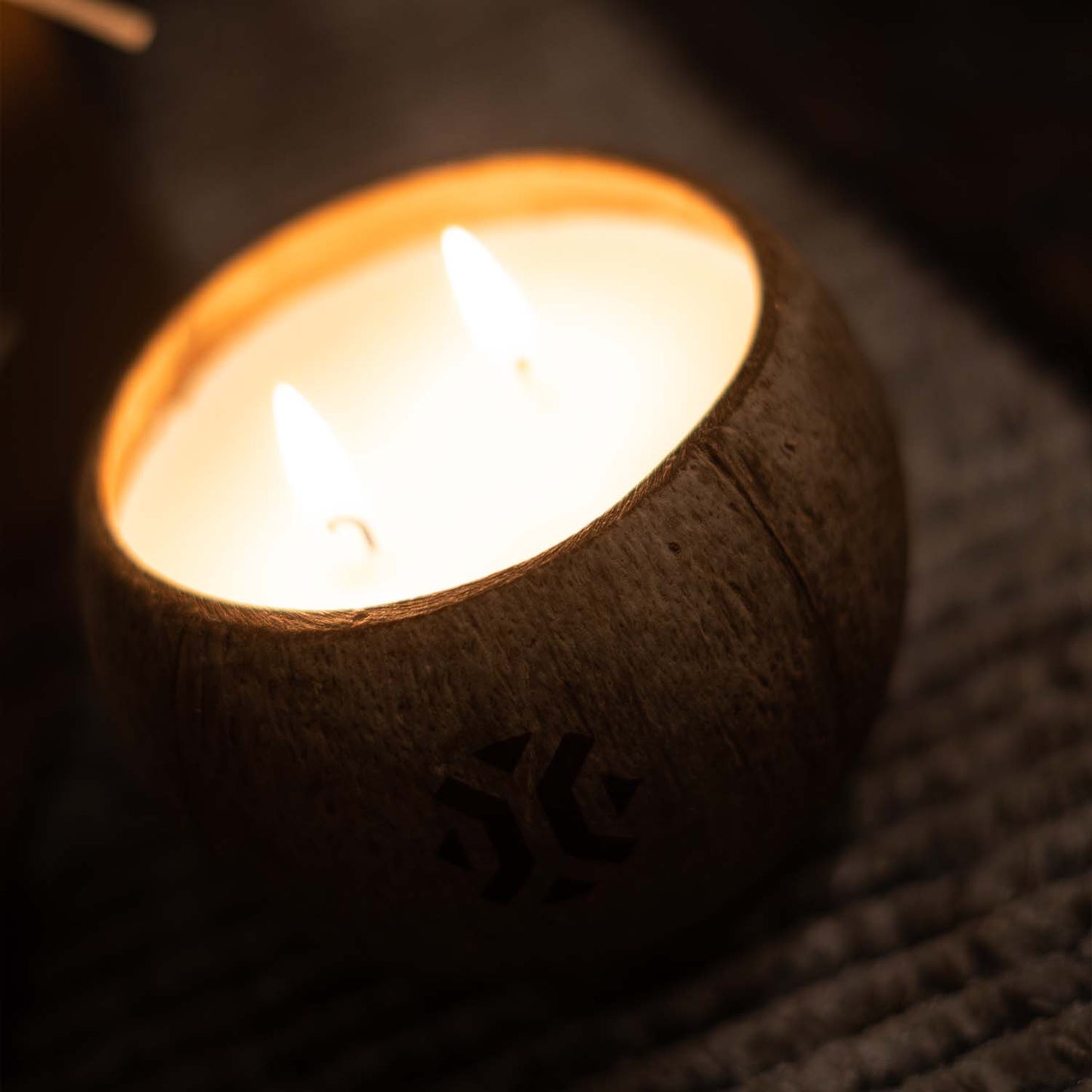 Koko - Upcycled Coconut Shell Candle